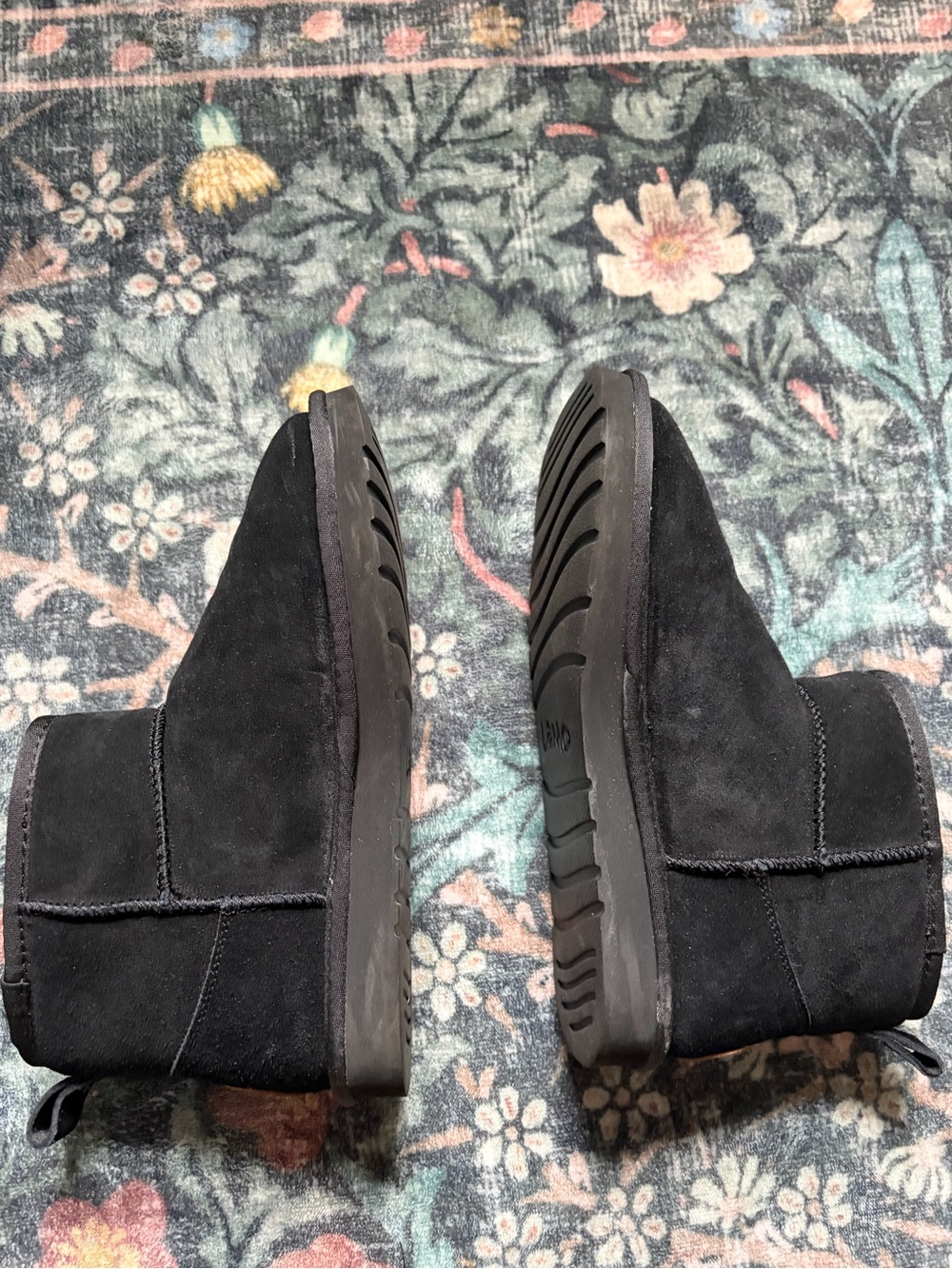 Lamo Black Suede Winter Boots